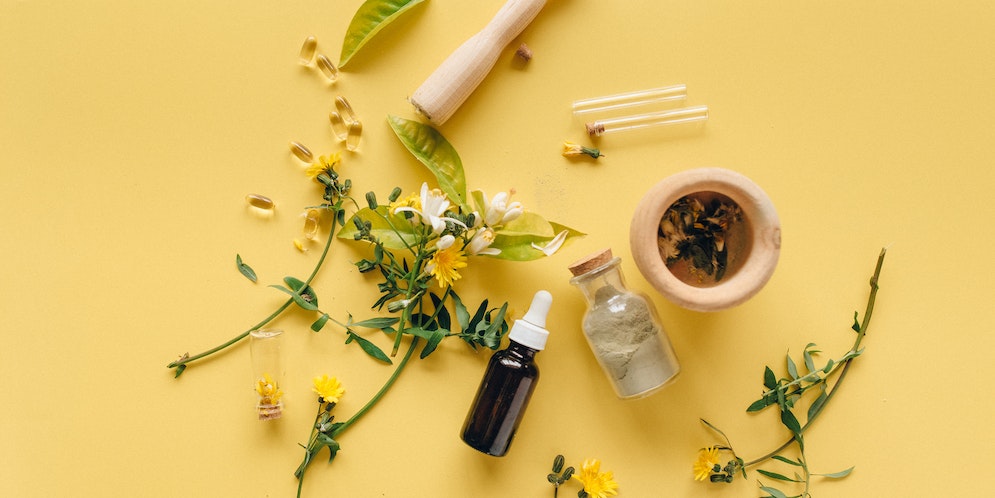 Pressione bassa: come alzarla con i rimedi naturali e le erbe