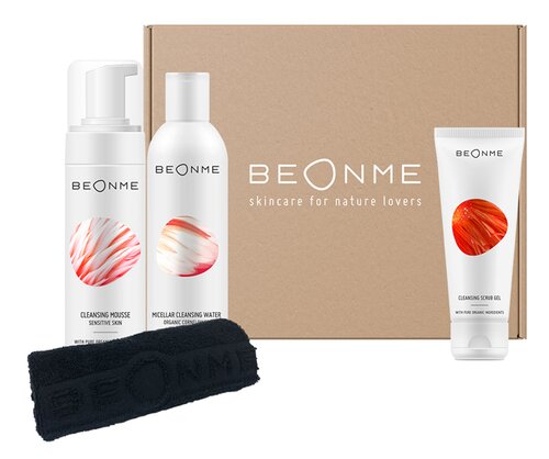 Beonme set pulizia delicata viso 1 acqua micellare 200 ml + 1 mousse detergente 150 ml + 1 gel detergente scrub 75 ml + 1 make up remover cloth