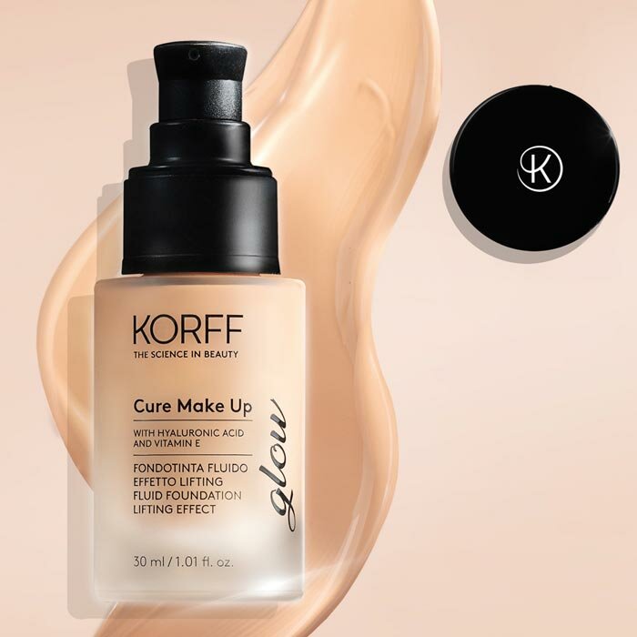 Korff Fondotinta Fluido Effetto Lifting Glow Colore 02 30 ml