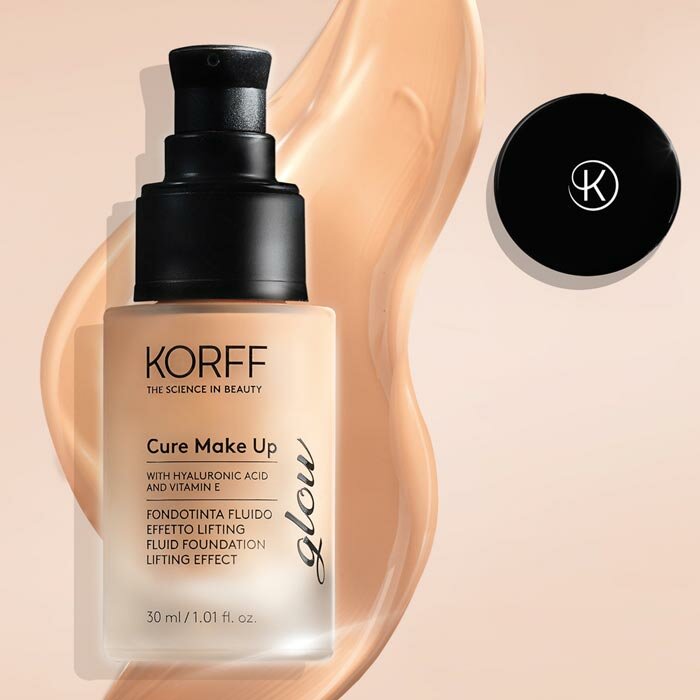 Korff Fondotinta Fluido Effetto Lifting Glow Colore 03 30 ml