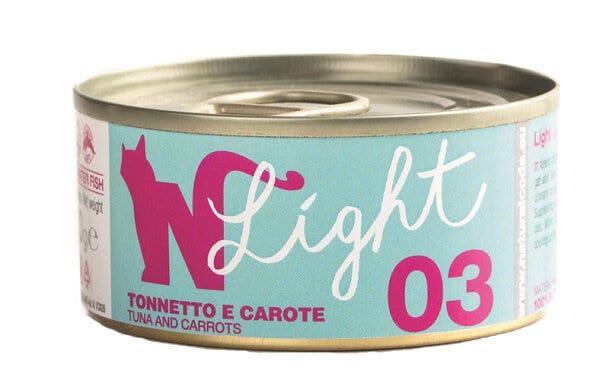 Natural code light 03 tonnetto e carote gatti adulti lattina 4x70g