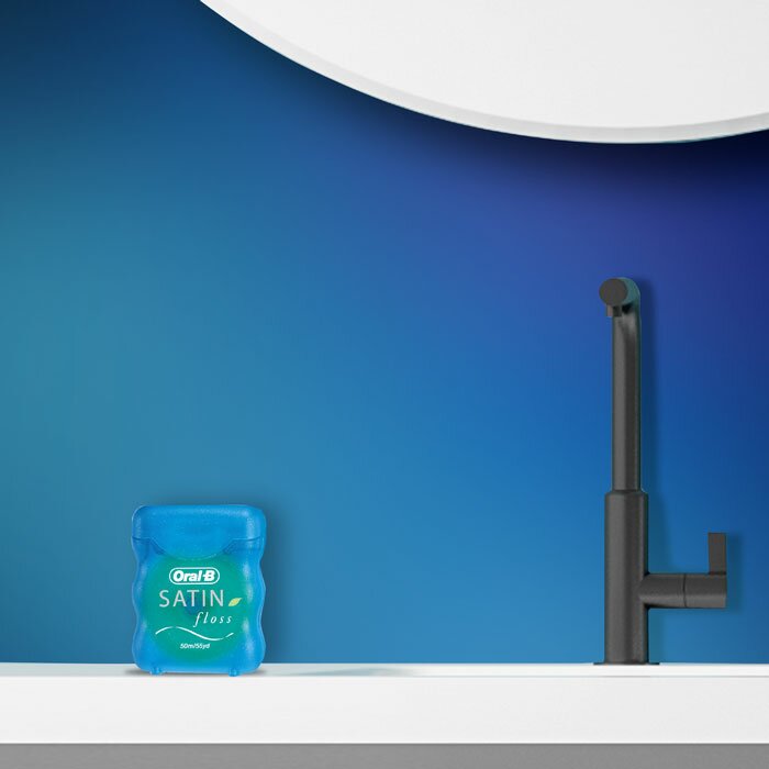 Oral b filo interdentale satin floss 25 metri