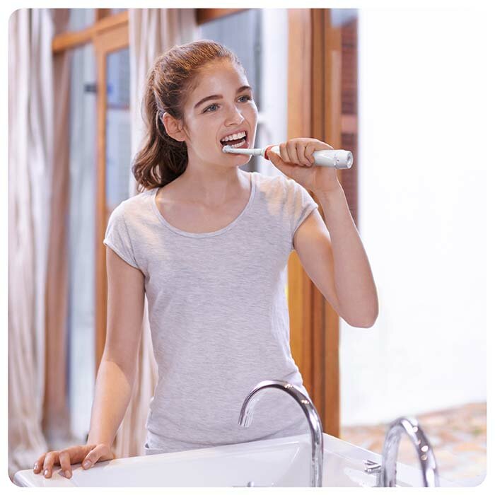 Oralb power smart teen white