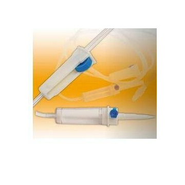 Deflussore per infusione con ago sterilizzato con ossido dietilene con roller apirogeno curain monouso 1 pezzo