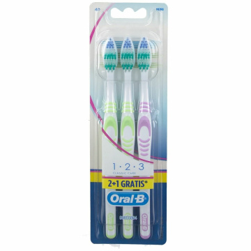 Oralb 123 classic care 40 setole medie 3 spazzolini