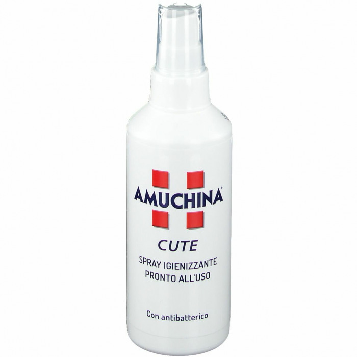 Amuchina Cute Spray Igienizzante con Antibatterico 200 ml